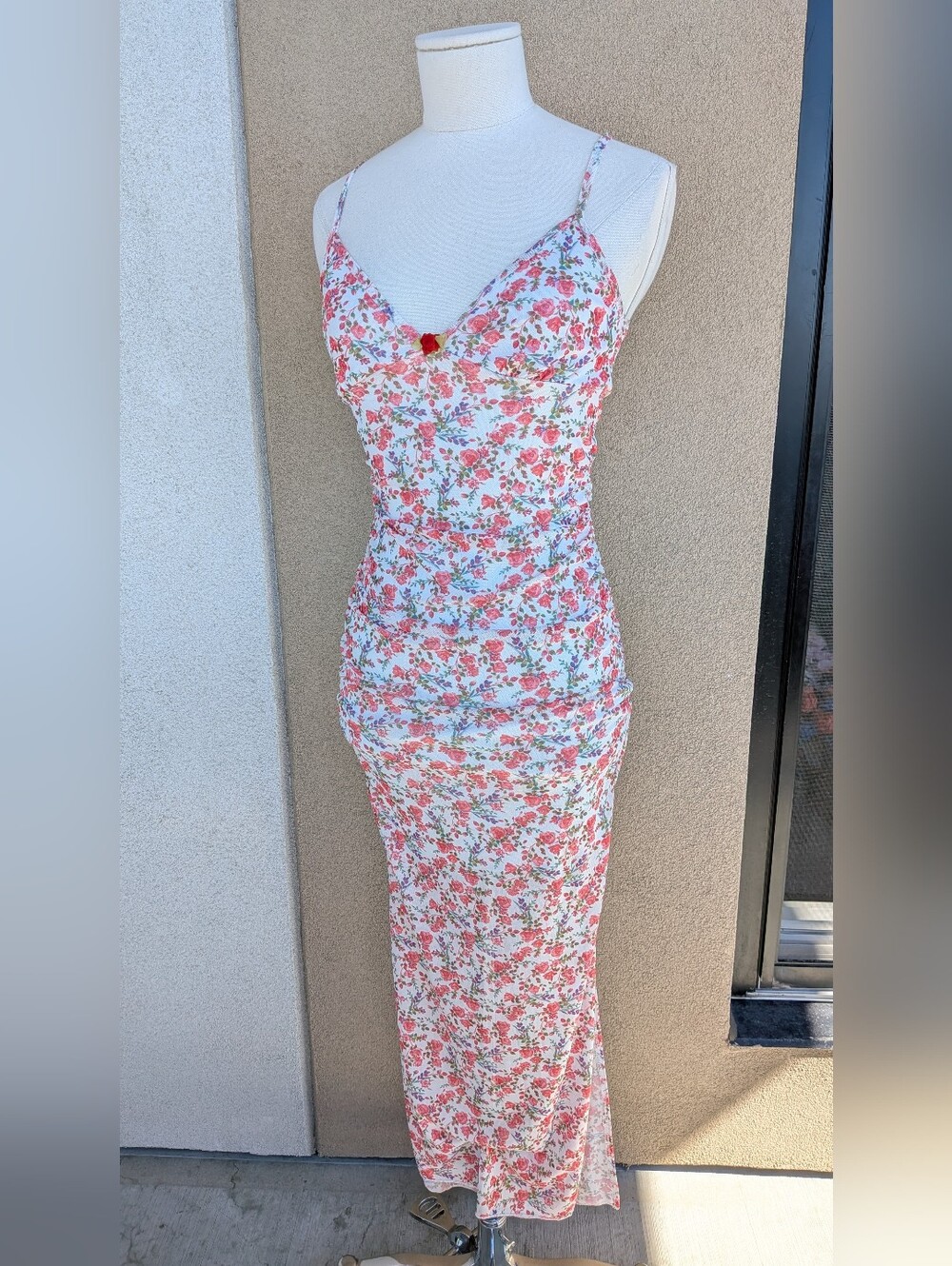 Caution To The Wind Red Roses Floral White Slip Maxi Dress XS